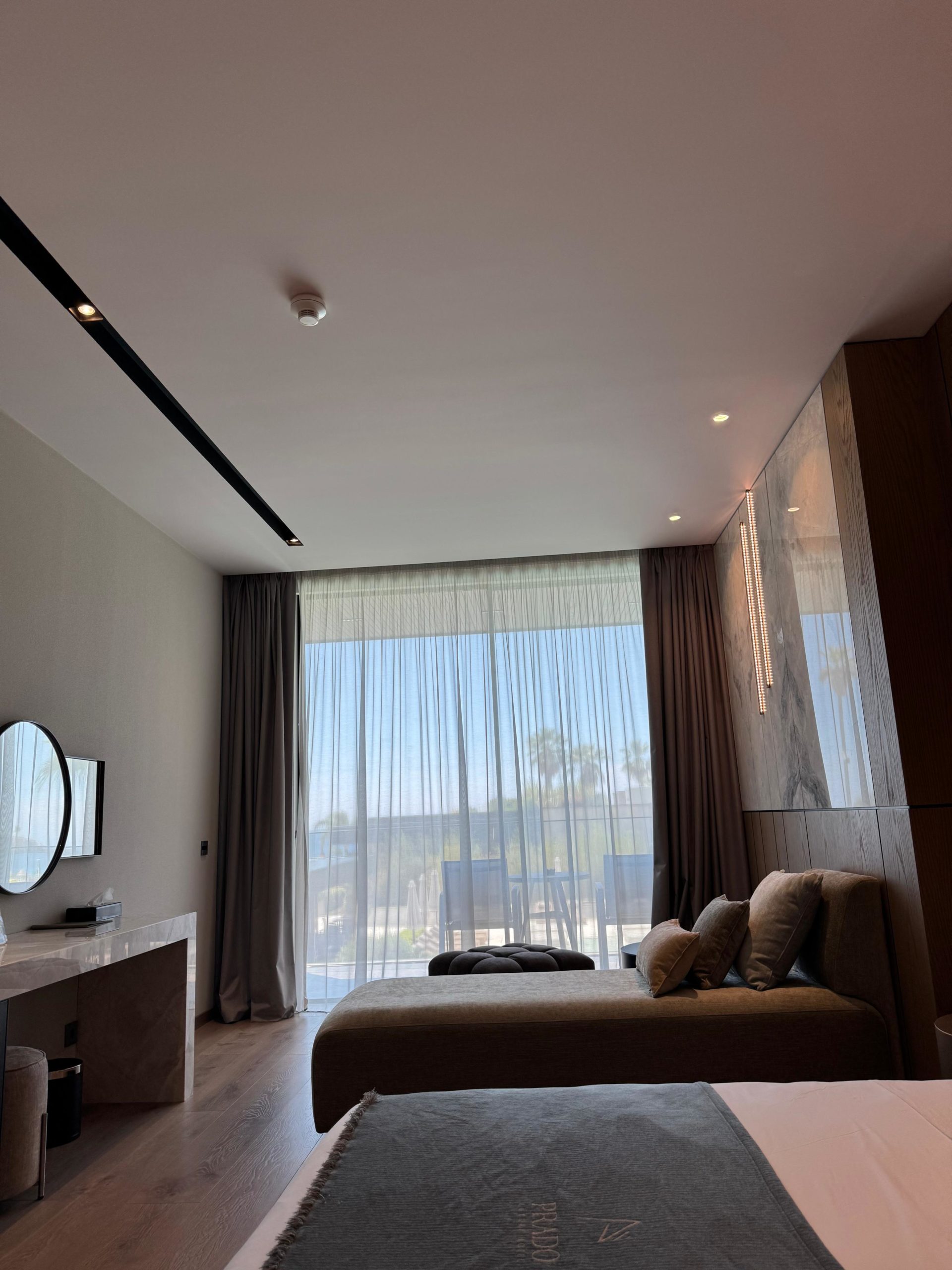 prado_luxury_hotel_room_junior_suite-sea-view-3