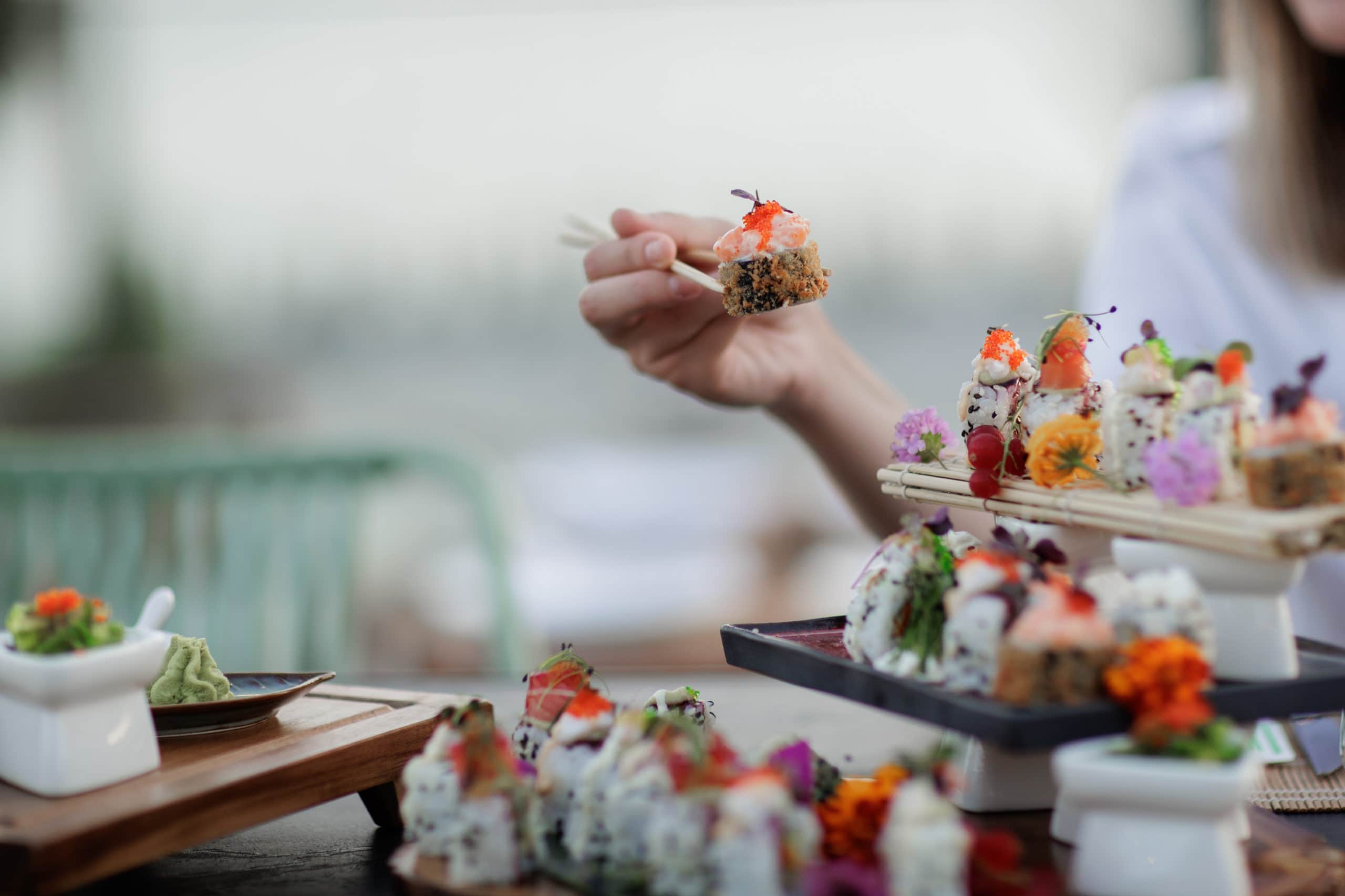 prado-sushi-bar-handpick_sushi_roll_display