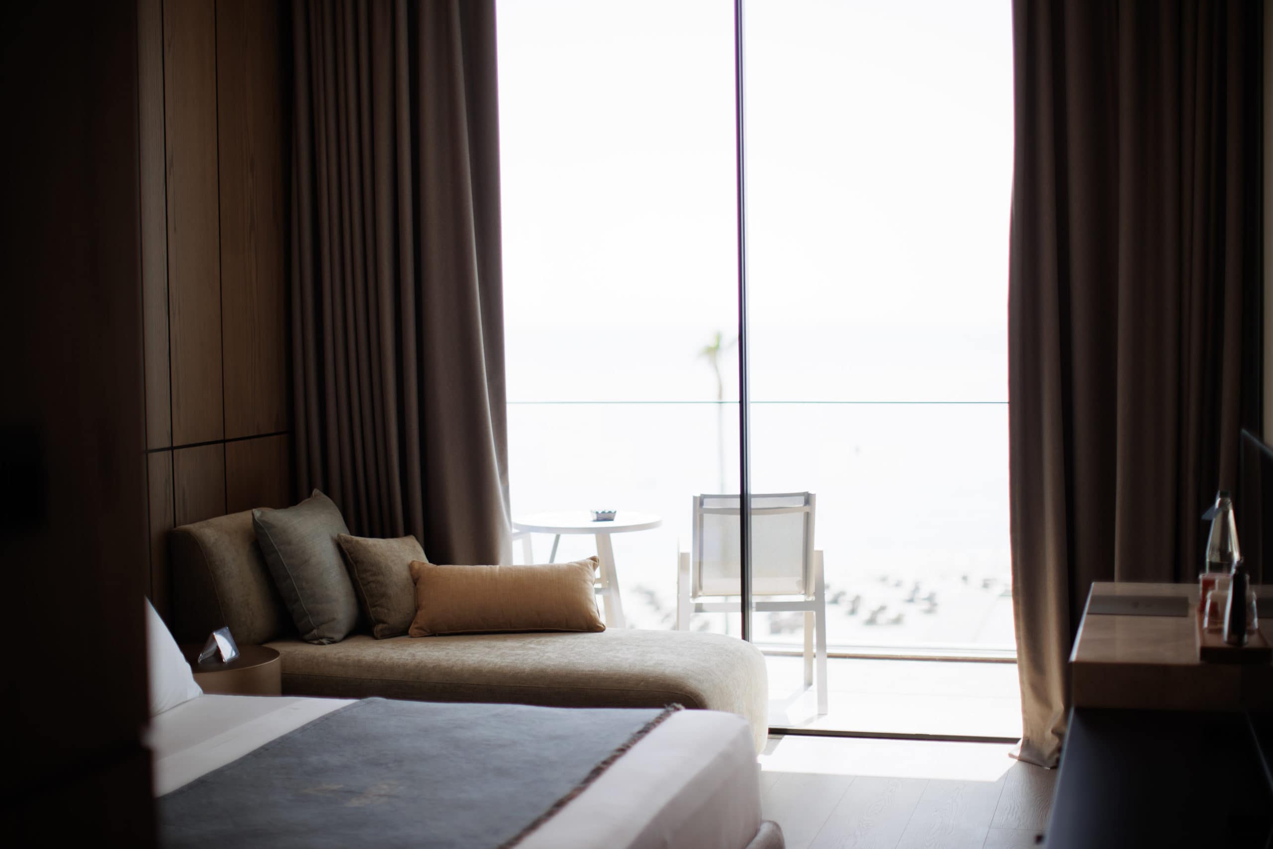prado_luxury_hotel_room_sea_view_balcony_light