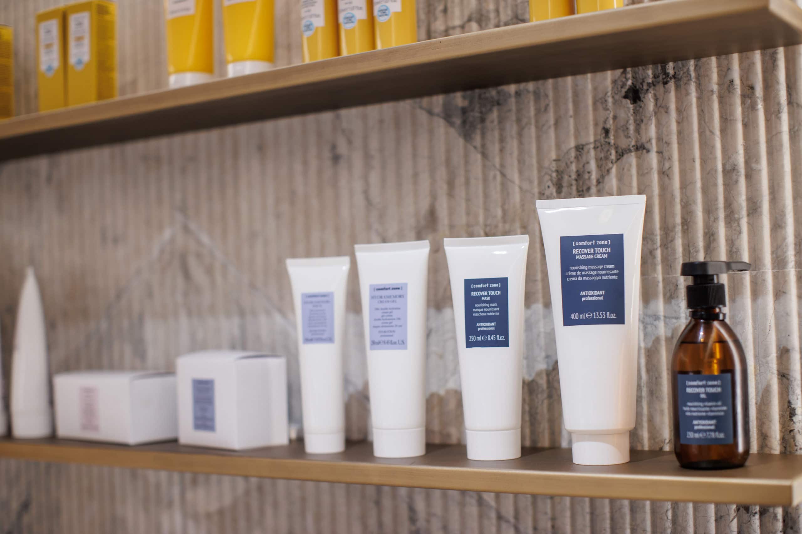 prado_luxury_hotel_spa_cosmetic_products_closeup