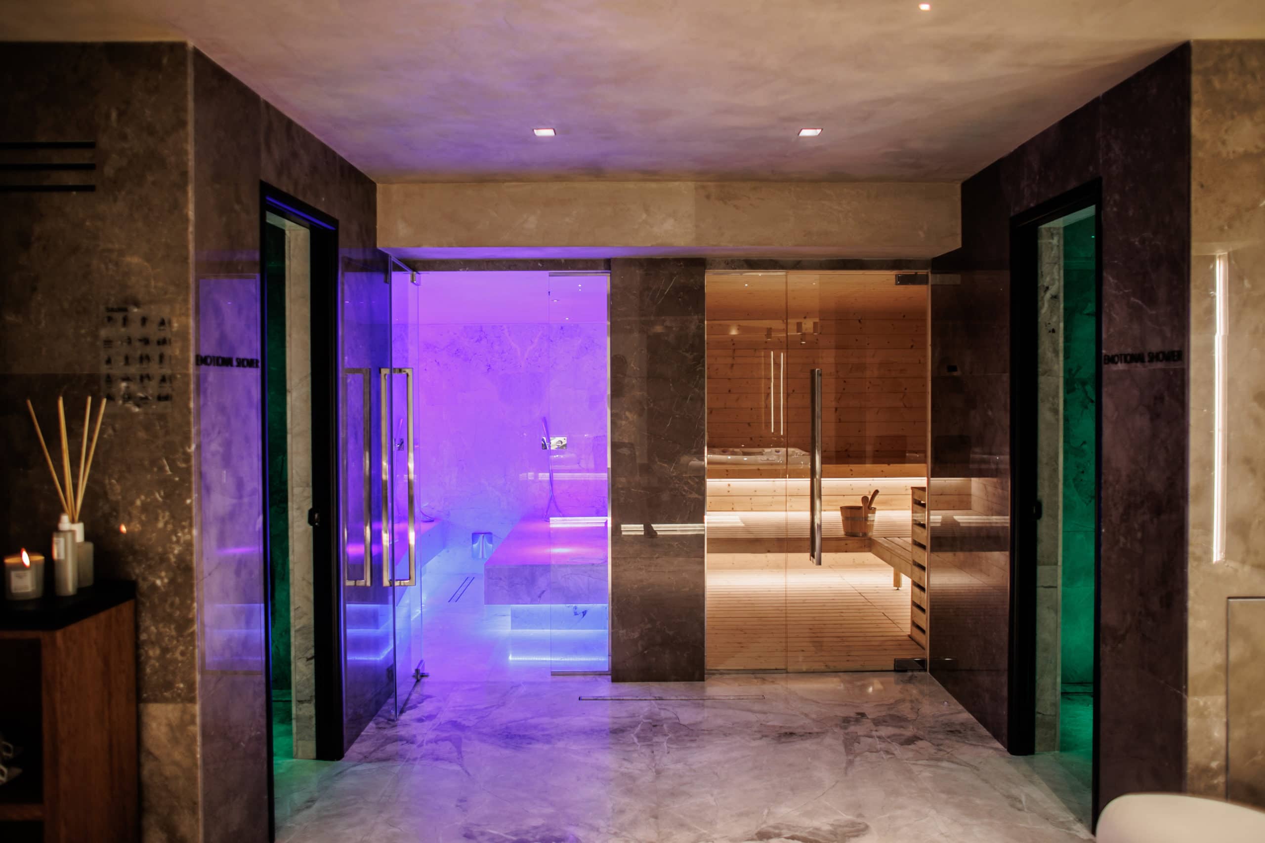 prado_luxury_hotel_spa_inside_halls