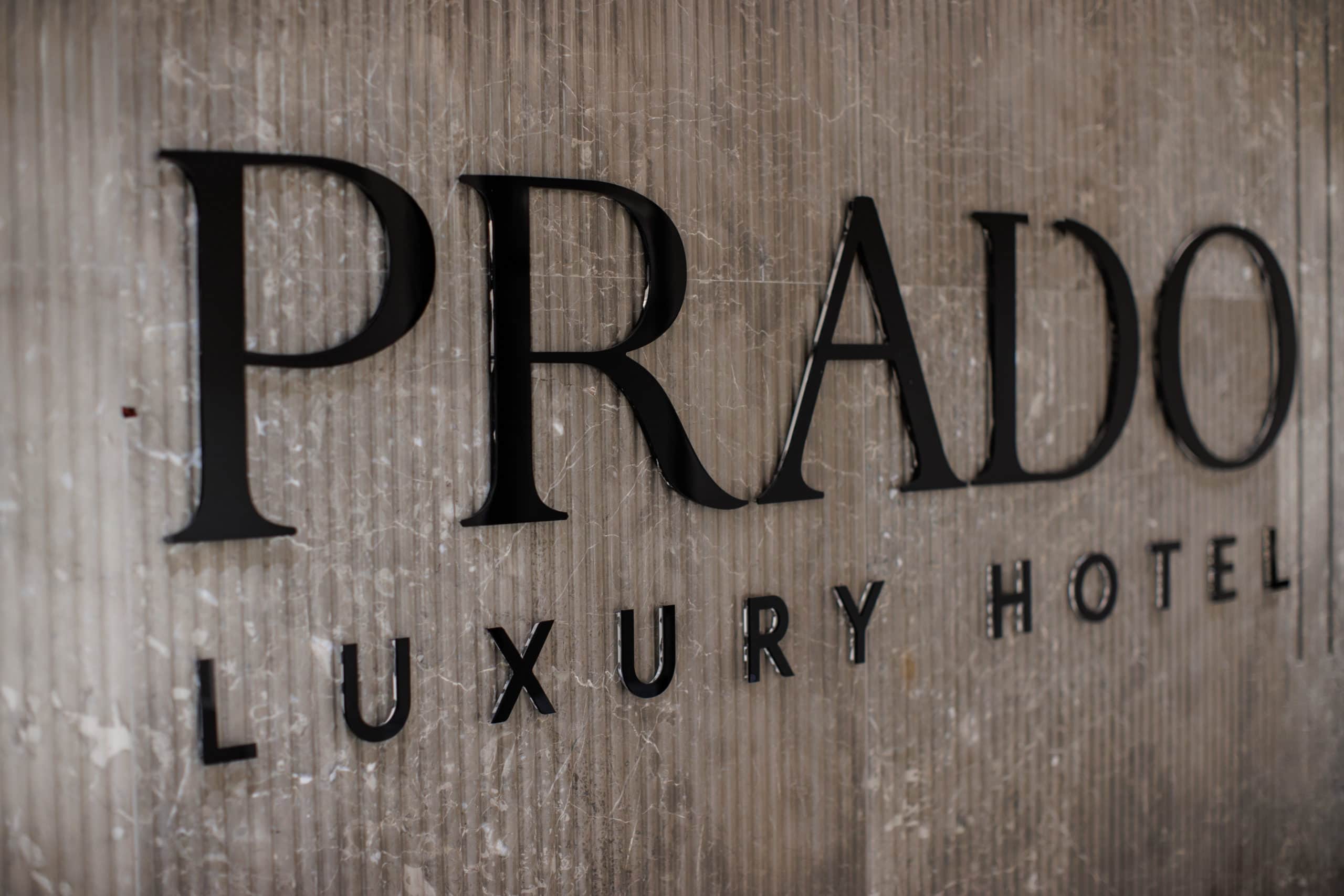 prado_luxury_hotel_wall_logo